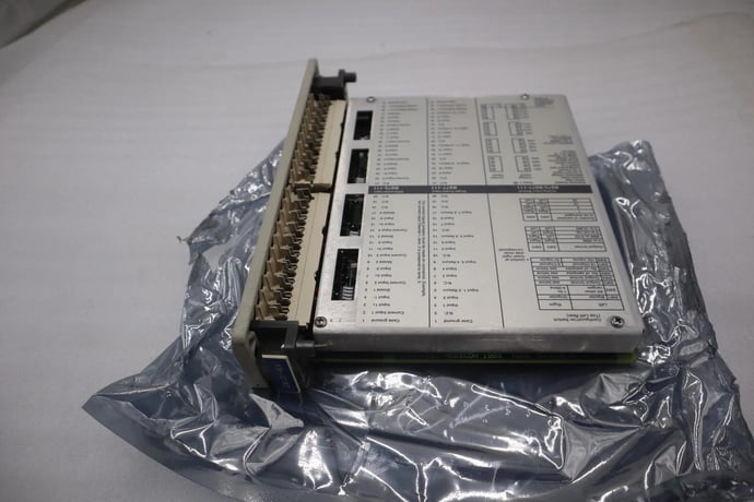 Schneider electric as-b875-111 plc module stock g210 - Image 4