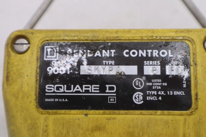 Square d pendant controller skyp4 stock #4702 - Image 2