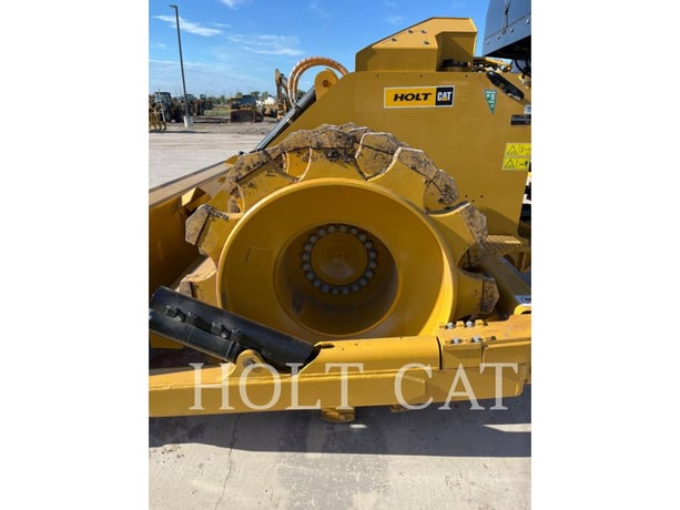 Caterpillar 815, Compactor, 20 hours, S/N: J5T00234, 2023 - Image 8