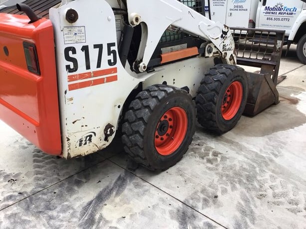 Bobcat #S175, Skid Steer Loader, bucket & forks, quick attach, 3120 hours, - Image 2