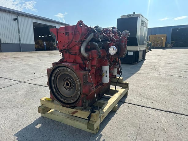 525 HP Model QSX15, industrial engine takeout of air compressor, Tier 4, 6150 hours, 2013 - Image 5
