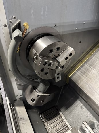 Haas #ST-25Y, CNC lathe with robot, 20.7" swing, 21" centers, 10" chuck, 3" bar, 15" turning diameter, 2022 - Image 3