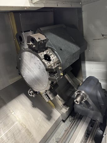 Haas #ST-25Y, CNC lathe with robot, 20.7" swing, 21" centers, 10" chuck, 3" bar, 15" turning diameter, 2022 - Image 5