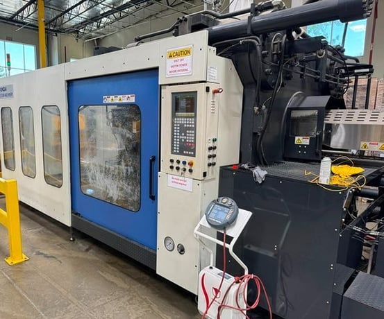 1150 Ton, 186 oz., Hyundai #EDIS-1150DL, Hybrid injection molding machine, 110mm screw, 2014 (5 available) - Image 3