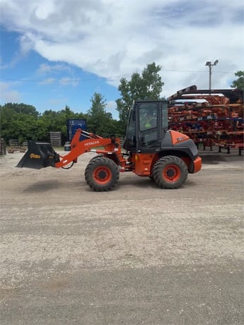 Hitachi #ZW80-5B, wheel loader, 110 hours, Deutz TD2.9L4 diesel engine, 22 gallon tank, 3260 psi @ 2200 RPM - Image 1