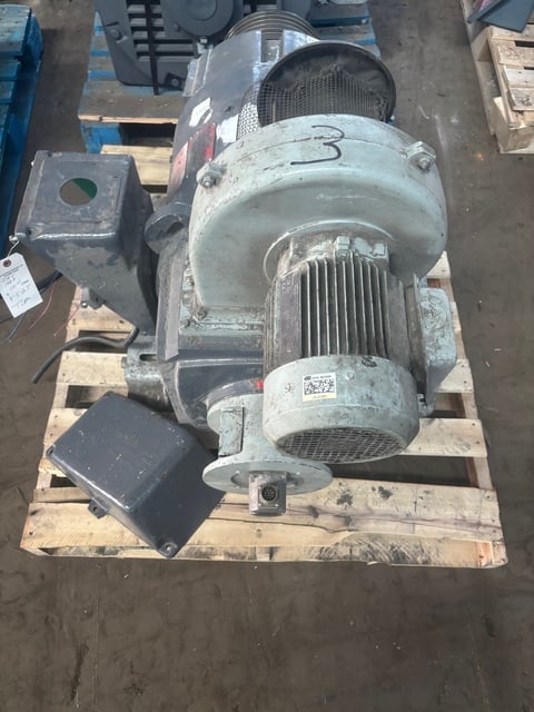 125 HP 2500/2700 RPM General Electric, Frame 368AY, shunt wound, DPBV, 500 VA, 300 VF - Image 3