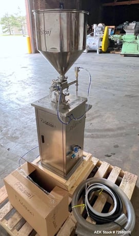 Yangzhou Yuxiang #GZJ, Vertical Volumetric Filler, 20-40 BPM, 100-1000ml, Stainless Steel, hopper, pedal - Image 5
