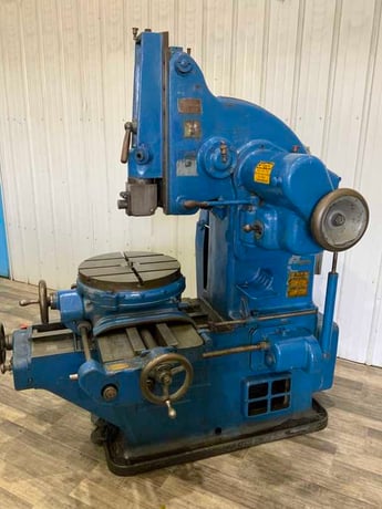 6" Pratt & Whitney, vertical slotter, 15" table to ram, 10" vertical adjustment of ram, 3 HP - Image 2