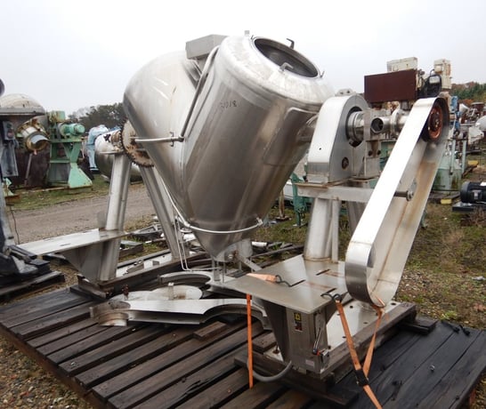 20 cu.ft. Patterson, Stainless Steel Jacketed V-Blender, 30 psi @ 250°F Jacket, On Stainless Steel Bar, 1984 - Image 3