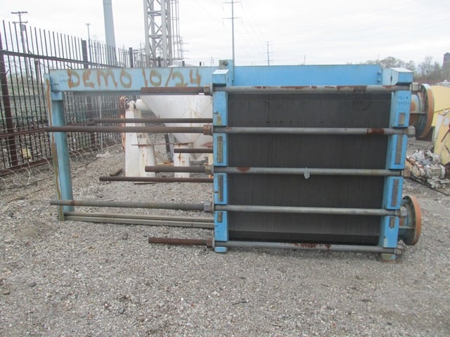 3908 sq.ft., Tranter #UFX-85-6-SP-401, superchanger Stainless Steel plate heat exchange, 12" Inlet/Outlet - Image 1