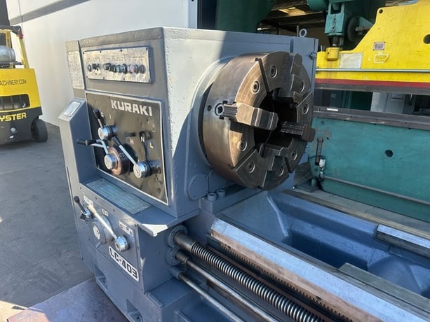 Kuraki #LC-403, Hollow Spindle Lathe, 33" swing, 130" cc, 12.5" bore, 20.75" swing over cross slide, 1982 - Image 3