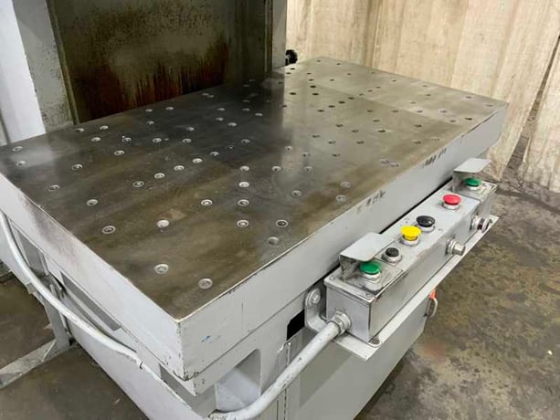200 Ton, Greenerd #HC-200-60-Y-12, hydraulic C-frame press, 18" stroke, 20" daylight, 16" throat, 20 HP, 1979 - Image 4