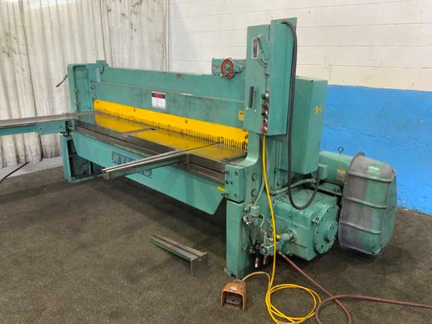 10 gauge x 8' Wysong #1096, power squaring shear, 24" front operated back gauge, 12 hold downs, 88" squaring - Image 10