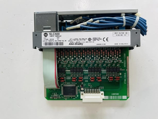 Allen-Bradley Bradley 1746-IB16 Series C 16 Point Input Module #K-810 - Image 3