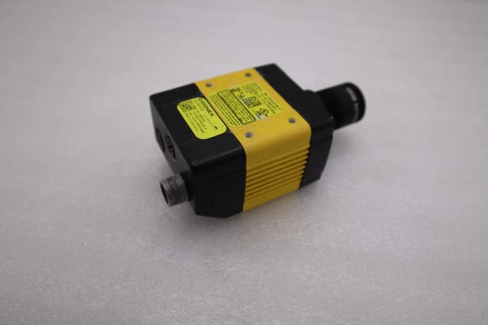 Cognex DM303X 825-0398-2R Barcode Reader Camera (SIX AVAILABLE) STOCK H1610 - Image 4