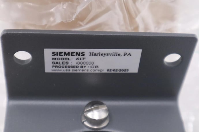 New siemens 61f booster relay with box stock g318a - Image 3