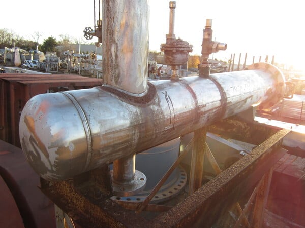 Facet, Coalescer, 10" diameter x 66" L Horizontal Chamber, On 40" H Stand, 150 psi @ 150°F, 1976 - Image 2