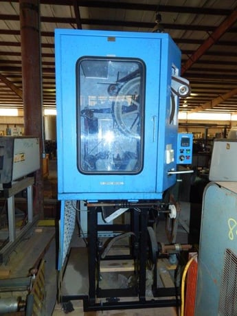 Wardwell #16-Carrier, Braider, w/Capstan & Pay Off, Missing Carriers & Motor - Image 1