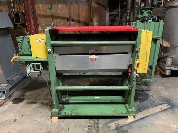 Eastern Engraving & Machine Co. #25, 47" hydraulic embossing machine, rebuilt 2010 - Image 4