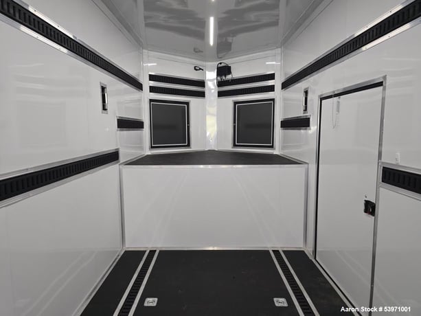 Rock Solid Cargo, Gooseneck Trailer, 8.5' x 52', 30,000 lb Rating, Triple Axle, Blackout Package, 2025 - Image 4