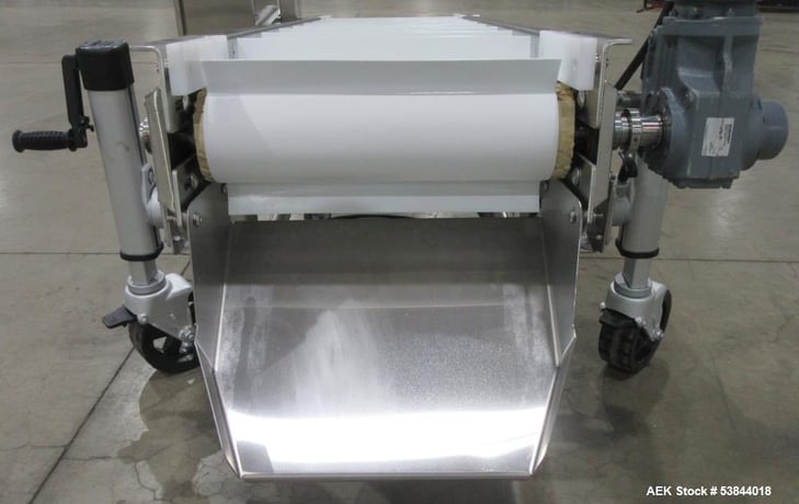 18.5" Wide x 6' AGI, Mobile Inclined Conveyor, Stainless Steel frame, on casters, 2022 - Image 9