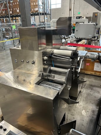 YWJ250-II, fully automatic softgel en, 12 Kw, 115k, PLC, Stainless Steel, 12 kW, 360-380 V. - Image 5