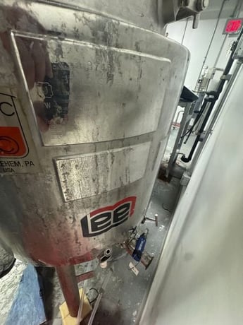 12.5 gallon Lee Industries, Inc., Stainless Steel Reactor, Mounted on Stainless Steel Legs, 2000 - Image 2