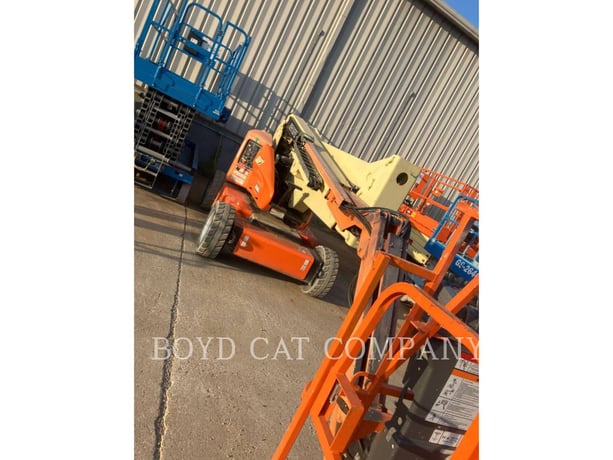 Jlg Industries, Inc. 450AJ JLG, Articulated Boom Lift, 1228 hours, S/N: 0300162065, 2012 - Image 3