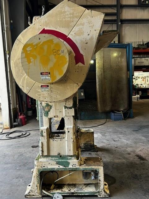 30 Ton, Minster #P2-30-36, straight side double crank, 2" stroke, 10.5" Shut Height, 400 SPM, 19" x36"bed - Image 4
