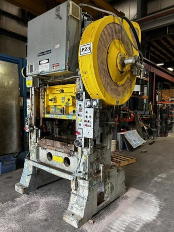 60 Ton, Minster #P2-60-36, straight side double crank, 2.5" stroke, 15.5" Shut Height, 400 SPM, 25" x36"bed - Image 2