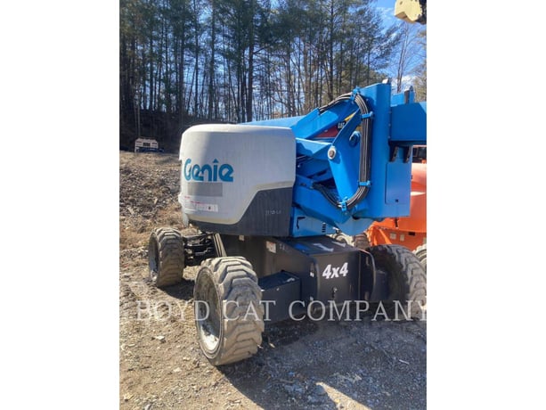 Genie Industries Z62/40 4WD G84, Articulated Boom Lift, 1549 hours, S/N: Z6216N-1680, 2016 - Image 2