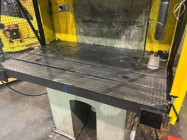 176 Ton, Accurl #HPPx160T/16T, 4-post guided ram gap frame hydraulic press, 22" stroke, 44" daylight, 39" - Image 4