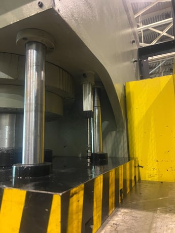 176 Ton, Accurl #HPPx160T/16T, 4-post guided ram gap frame hydraulic press, 22" stroke, 44" daylight, 39" - Image 10