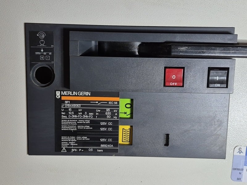 630 Amps, Merlin Gerin, SF1, circuit breaker, 15 KV, 95 KV, 12.5 KA, new - Image 2