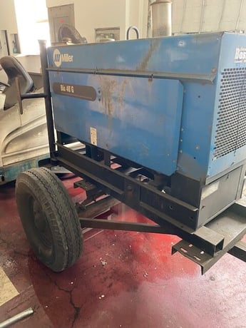 Miller #Big40G, Portable Diesel Welder & Generator, 400 amp welder, 4 KW generator - Image 1