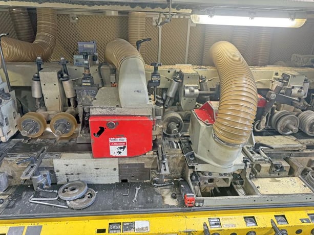 Weinig #U-23-EL, feed through moulder, 6-head, 9-1/16" x 4-3/4" capacity, 2000 - Image 3