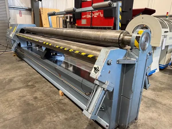 168" x 10" gauge Montgomery #4R-16810, 4-roll plate bending roll, 9" adj roll diameter, 8.5" pinch roll - Image 6
