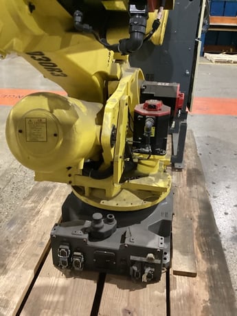 Fanuc, R-2000iB/210F, robot with R30iA controls - Image 4