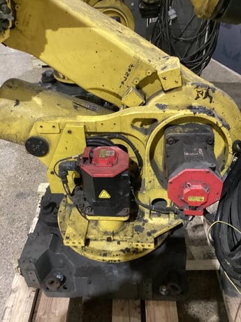 Fanuc, R-2000iB/210F, robot with R30iB controls - Image 9