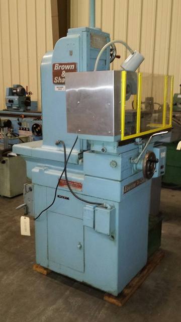 Brown & Sharpe #612, Surface Grinder w/chuck, 480 V, S/N 523-612-152 - Image 2