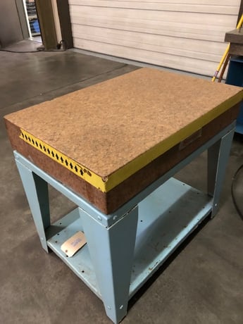 24" x 3 6" x 6" Starrett, Pink Granite Surface Plates, w/Stand, No Ledge, Grade B, 700 lbs. Weight - Image 1