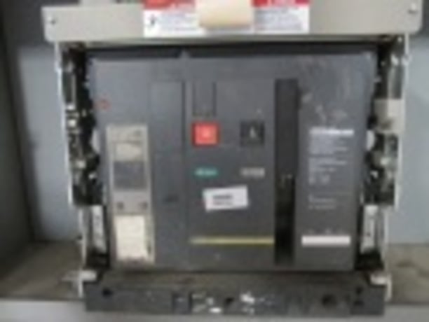 1600 Amps, Square D, WA6ASR44A9SXBXXXXX, manually operated, drawout, new surplus, #IC5743 - Image 3