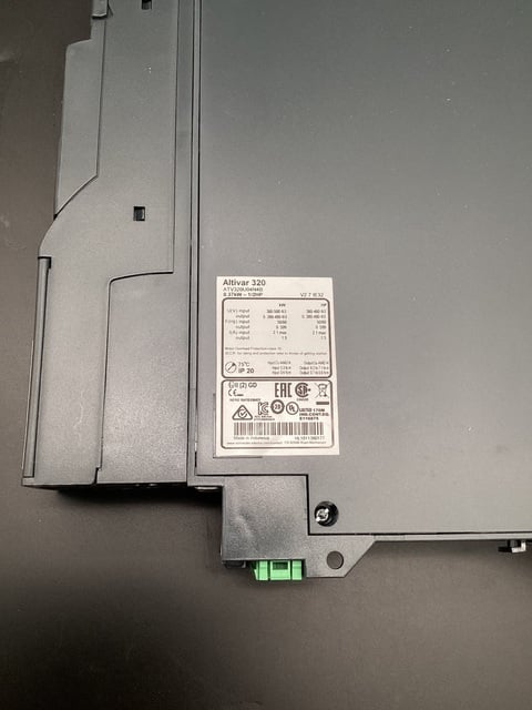 SCHNEIDER ELECTRIC ATV320U04N4B Frequency Converter NEW - Image 10