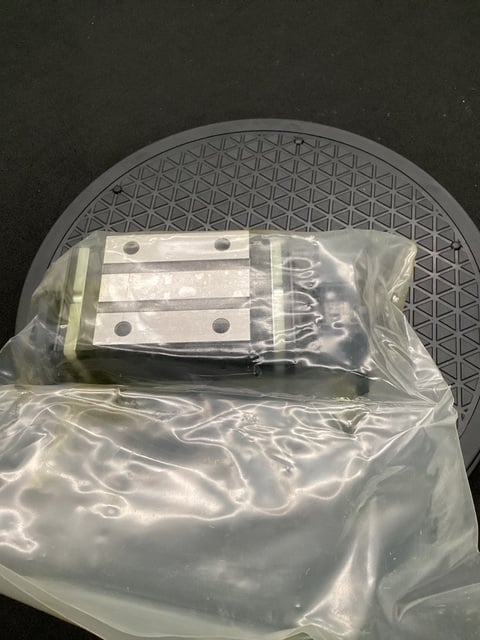 Nsk nah35anz-k1p linear guide block new - Image 2