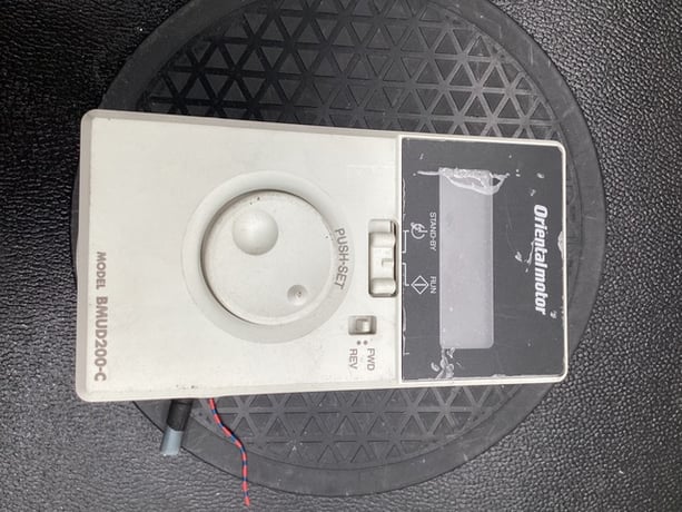 Oriental motor bmud200-c motor governor controller 200w 90vdc used - Image 5