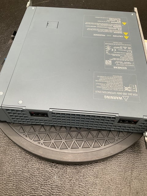 Siemens #6sl3210-5he10-8uf0 s210 servo drive 0.75kw 3ph 480v used - Image 5
