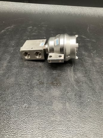 Alcon 33d31z5a3-6j259 solenoid valve 3/2 way ss 24vdc new - Image 4