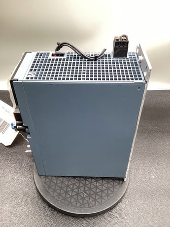 Siemens #6sl3210-5he13-5uf0 sinamics s210 servo drive 3.5kw 3ph 480v used - Image 2