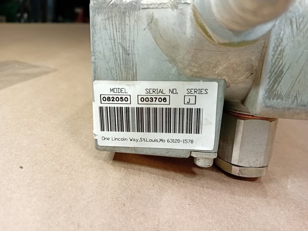 Letourneeau #R4186102, automatic lube pump assembly, new surplus - Image 9