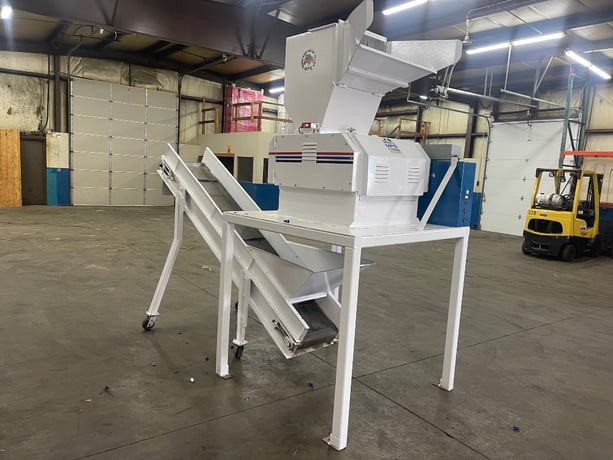 15" x 21" MPG Granulator, reconditioned - Image 1